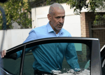 الحكومة الإسرائيلية تتراجع عن إقالة رئيس الشاباك