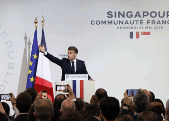 إسرائيل تتهم ماكرون بشن “حرب صليبية على الدولة اليهودية”