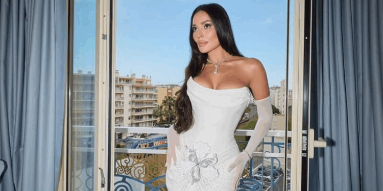 نادين نجيم تكرم بجائزة “القيادة النسائية” بمهرجان كان السينمائي وتستعد للسباق الرمضاني القادم ب3 مشاريع فنية مع المنتج صادق الصباح