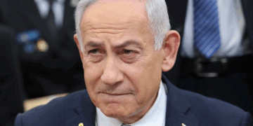 قادة اسرائيليون يطالبون برحيل نتنياهو