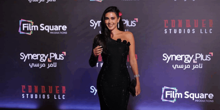 ياسمين صبري تخطف الأنظار في العرض الخاص لفيلم “المشروع X”