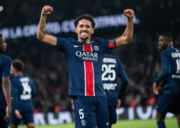 باريس سان جيرمان يختتم الدوري الفرنسي بالفوز على أوكسير