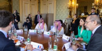 وفد اللجنة الوزارية المنبثقة عن القمة العربية الإسلامية يؤجل زيارة رام الله بسبب رفض إسرائيل لهم بالدخول