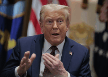 ترامب يعتزم إلغاء حوالي 5 مليارات دولار من المساعدات الخارجية رغم موافقة الكونغرس