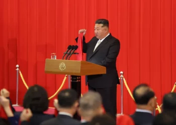 كوريا الشمالية تتحدى الإدارة الأمريكية وترفض بشكل قاطع التخلي عن أسلحتها النووية: استفزاز سياسي خطير وغير قانوني