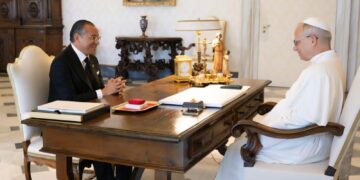 رئيس مجموعة GKSD السيد كمال الغريبي يزور قداسة البابا بروما يصفه “بالمرشد المستنير لتحديات العصر“ ويؤكد “أن الحوار بين الأديان سيكون في قلب حبريته“