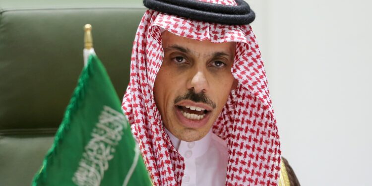وزير الخارجية السعودي يدعو جميع الدول للاعتراف بدولة فلسطين لدعم تنفيذ حل الدولتين وتحقيق السلام بالشرق الأوسط