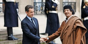 السجن 5 أعوام للرئيس الفرنسي السابق ساركوزي بقضية التمويل من القذافي