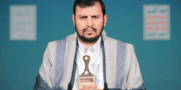 عبد الملك الحوثي يتوعد إسرائيل بـ”مسار ثابت وتصاعدي” في الهجمات لاستهداف إسرائيل بالصواريخ والطائرات المسيرة أو بالحظر البحري