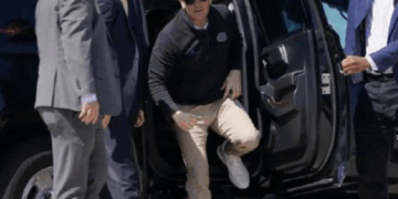 وزير الخارجية الأمريكي يصل إسرائيل على خلفية محاولة الاغتيال الفاشلة لقادة “حماس” في قطر وتصعيد حرب غزة.. ونتانياهو يزعم أن الزيارة تُظهر “قوة التحالف الإسرائيلي-الأميركي”