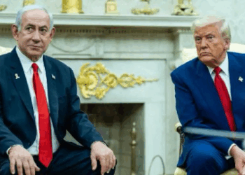 خلال اتصال هاتفي بمشاركة ترامب مع رئيس الوزراء القطري.. نتنياهو يستجيب لشرط قطر لاستمرار وساطتها بين تل أبيب وحركة “حماس” ويُقدم اعتذاره عن الهجوم الذي استهدف الدوحة