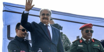 ليبيا.. حفتر يبحث مع المبعوثة الأممية خارطة الطريق