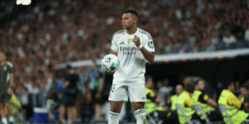 خطة ليفربول لإيجاد خليفة صلاح مهددة بسبب مبابي