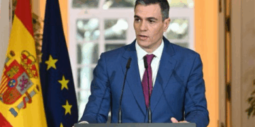 رئيس الوزراء الإسباني يُصعد الضغوط على إسرائيل ويعلن عن “9” إجراءات حاسمة ستتخذها مدريد لوقف حرب الإبادة في غزة