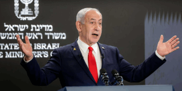 نتنياهو يحذر قطر بعد هجوم الدوحة: “سنفعلها”