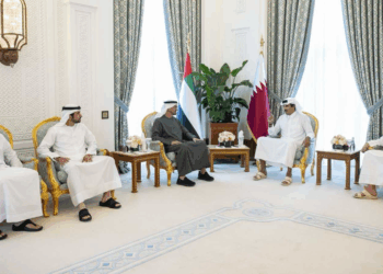 رئيس دولة الإمارات يصل إلى الدوحة في “زيارة أخوية”محمد بن زايد: الإمارات تدعم قطر في الحفاظ على سيادتها وسلامة أراضيها