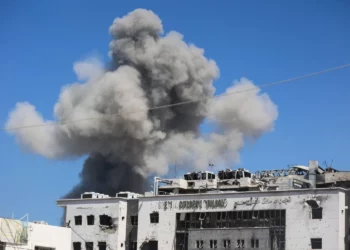 الجيش الإسرائيلي سيستخدم «قوة غير مسبوقة» بمدينة غزة… وينذر بإخلائها