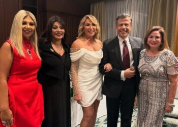 يسرا وإلهام شاهين وهالة صدقي يحتفلن بعقد قران إيناس الدغيدي