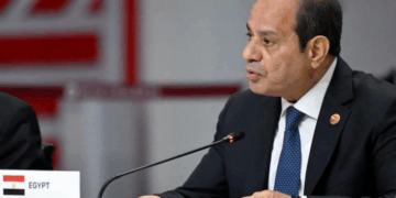 في ذكرى حرب أكتوبر.. السيسي يوجه رسالة “هامة” إلى إسرائيل وترامب ويؤكد: السلام لن يتحقق في الشرق الأوسط إلا بقيام الدولة الفلسطينية المستقلة وجيشنا لا يهاب التهديدات