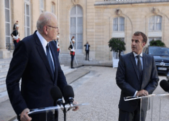 ماكرون: مصممون على تنظيم مؤتمرين لدعم لبنان وجيشه قبل نهاية العام الجاري وإعادة الإعمار.. وسعيد بقرار مجلس الأمن الدولي بتجديد ولاية “اليونيفيل”