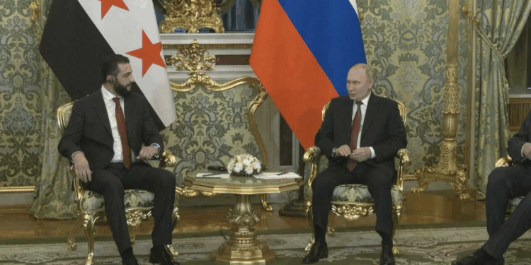 زيارة الشرع إلى موسكو.. ملفات ثقيلة على الطاولة