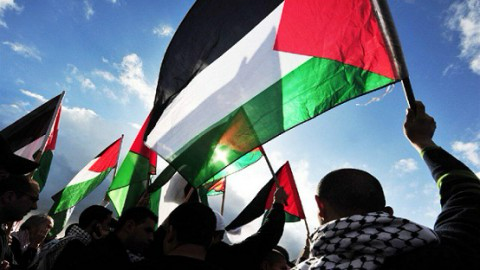 الفصائل الفلسطينية المجتمعة في القاهرة تقرّر تسليم إدارة قطاع غزة إلى لجنة فلسطينية من المستقلين ..وتؤكد على وحدة النظام السياسي الفلسطيني والقرار الوطني المستقل