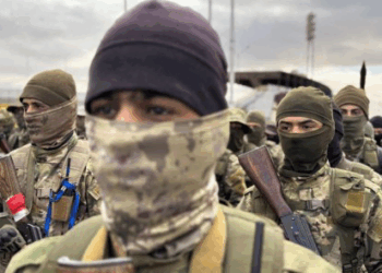 اندلاع اشتباكات مسلحة عنيفة بين قوات الأمن السورية وجهاديين فرنسيين في محافظة إدلب قرب الحدود مع تركيا