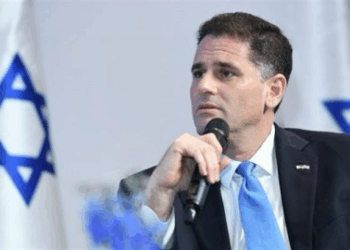 ديرمر يصل شرم الشيخ لقيادة الوفد الإسرائيلي في مفاوضات حرب غزة.. و”حماس” تتحدث عن “تقدم وتفاؤل” في المباحثات