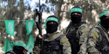 “قناة 12” العبرية تكشف النقاط الرئيسية لحماس في المفاوضات أهمها أسماء خمسين أسيرا من القيادات بينهم البرغوثي وسعدات والإنسحاب الاسرائيلي