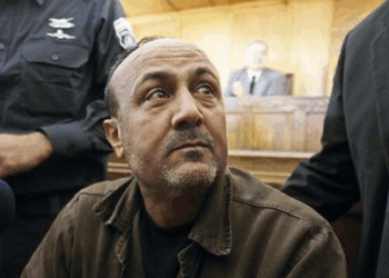 ترامب يقول انه سيتخذ قرارا بشأن الإفراج عن مروان البرغوثي ويعتبره “الشخصية القادرة على توحيد الفلسطينيين خلف حل الدولتين” ويحذّر إسرائيل من خسارة دعم واشنطن إذا ضمّت الضفة الغربية