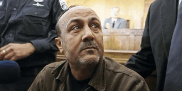 ترامب يقول انه سيتخذ قرارا بشأن الإفراج عن مروان البرغوثي ويعتبره “الشخصية القادرة على توحيد الفلسطينيين خلف حل الدولتين” ويحذّر إسرائيل من خسارة دعم واشنطن إذا ضمّت الضفة الغربية