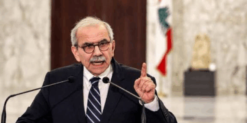 سلام: حزب الله يجب أن يتحول إلى حزب غير مسلح