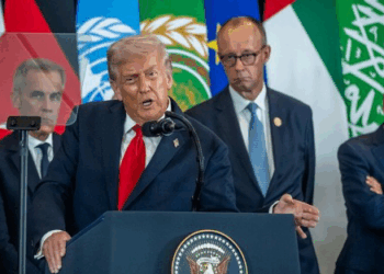 صحيفة ألمانية: قادة أوروبا اكتفوا بالمشاهدة في قمة شرم الشيخ بينما يدير ترامب وحلفاؤه المشهد