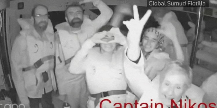 إسرائيل تعلن عدم نجاح أي سفينة من «أسطول الصمود» في كسر حصار غزة