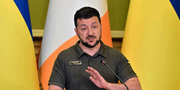 زيلينسكي يتوقع “خطة سلام” في غضون أيام