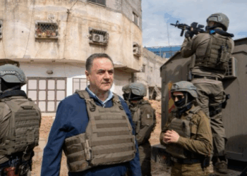 وزير الدفاع الإسرائيلي يهدد باغتيال قيادة “حماس” بالخارج.. و”بن غفير” يُلمح بإسقاط حكومة نتنياهو إن لم تُستأنف الحرب