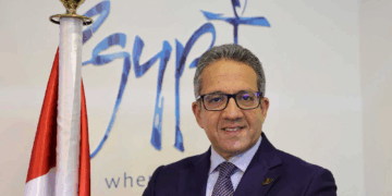 أول عربي وثاني افريقي يتولى رئاسة المنظمة الأمميةخالد العناني يفوز بمنصب مدير عام منظمة اليونسكو بباريس