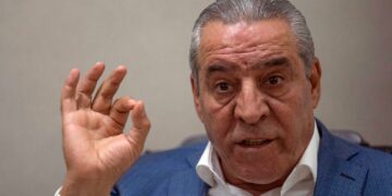 أخر المقترحات على طاولة ترامب: تمويل “سعودي”.. تدريب “مصري أردني” لأكثر من 20 ألف شرطي في غزة والقيادة لـ”حسين الشيخ”.. القاهرة مصرة على “لجنة التكنوقراط” وخلافات حول “السيناريو الأمريكي” !