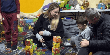 أنجلينا جولي تجري “زيارة مفاجئة” إلى جنوب أوكرانيا