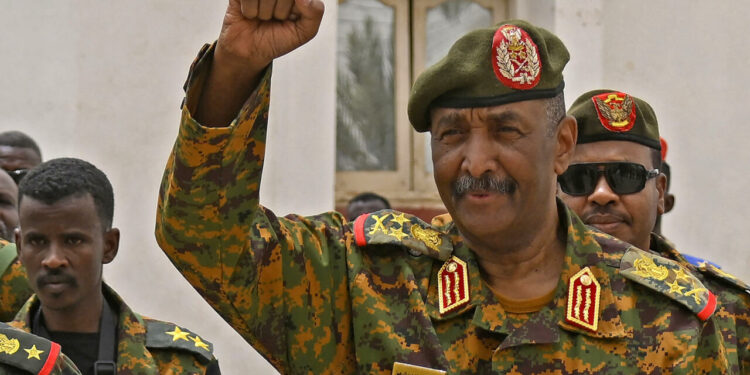 البرهان: ماضون في دحر التمرد ولن نتراجع وسنثأر لقتلى الفاشر والجنينة والمعركة الحالية هي معركة الشعب السوداني