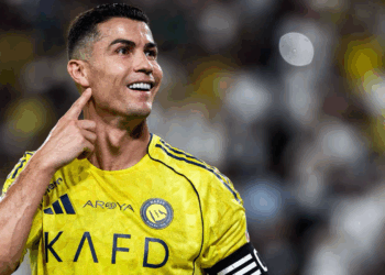 رونالدو يفاجئ جمهوره: سأعتزل كرة القدم “قريبا”