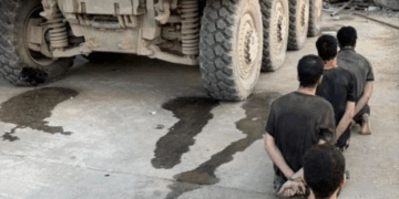 مباحثات مستمرة لإنهاء “أزمة حصار” مقاتلي حماس العالقين في أنفاق رفح وتفاصيل “عرض جديد” قدمته إسرائيل للحركة