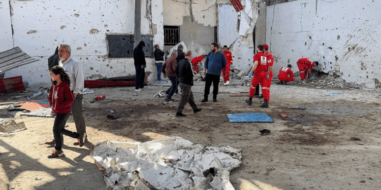 إسرائيل تشن أعنف غارات على جنوب لبنان