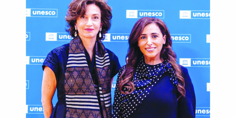 تقديراً لجهودها العالمية في دعم النشر والتنمية التعليمية بدور القاسمي سفيرةً للنوايا الحسنة للتعليم وثقافة الكتاب باليونسكو 