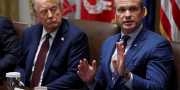 الجيش الأميركي يقدم خطة لترامب لضرب فنزويلا ويعلن عملية “الرمح الجنوبي”