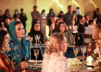 الشيخة موزا تشهد حفل توزيع جوائز فاشن ترست العربية 2025زهير مراد يحصد جائزة الريادة ضمن “فاشن ترست العربية 2025” ونجمات عالميات يتألّقن بتصاميمه 