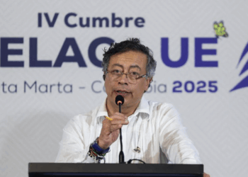 كولومبيا تعلق التبادل الاستخباراتي مع الولايات المتحدة