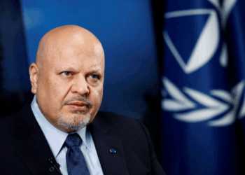 خان يؤكد اختصاص الجنائية الدولية بجرائم دارفور ويدعو إلى المساهمة بالأدلة