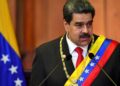 “نيويورك تايمز”: مادورو يتنازل عن موارد فنزويلا للولايات المتحدة لإبعاد شبح الحرب
