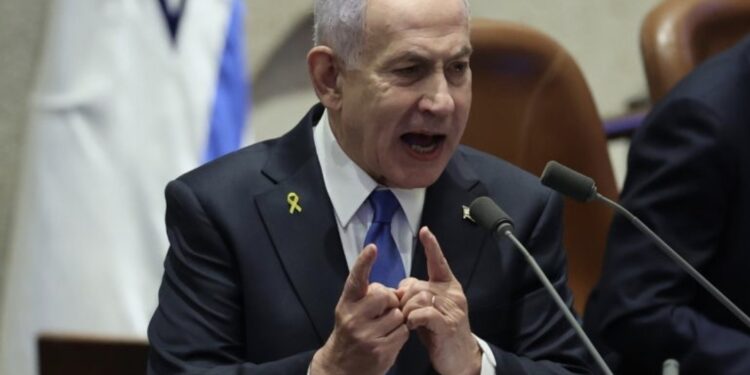 نتنياهو يستبعد اعتزال السياسة إذا حصل على عفو رئاسي